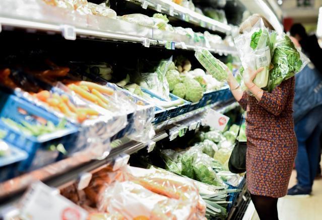 Economia circular: novas regras da UE autorizam utilização de plásticos reciclados nas embalagens de alimentos