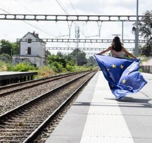 DiscoverEU: Comissão vai disponibilizar 60 000 passes ferroviários para os jovens europeus